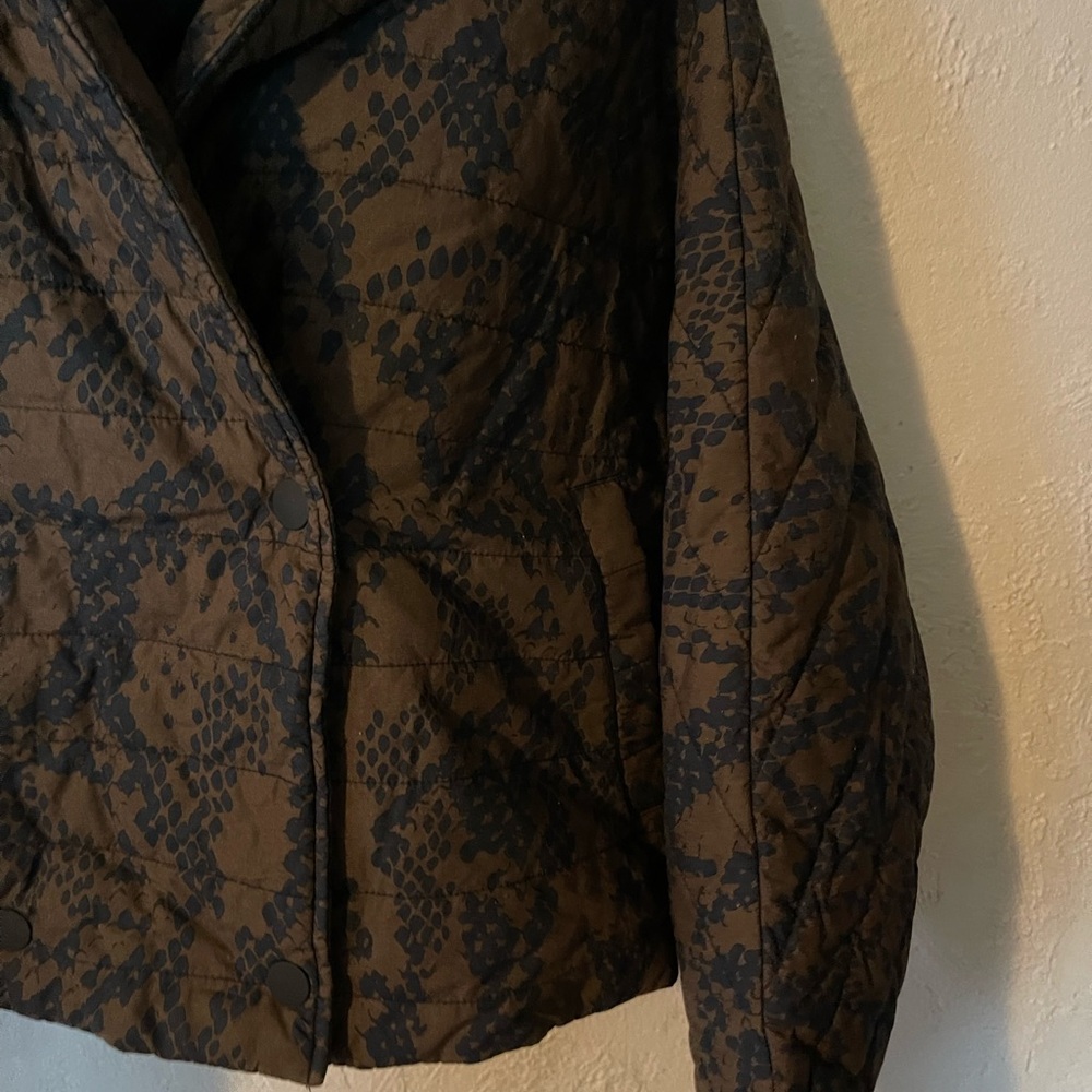 CAbi Women's Brown Quilted Jacket - Picture 5 of 9